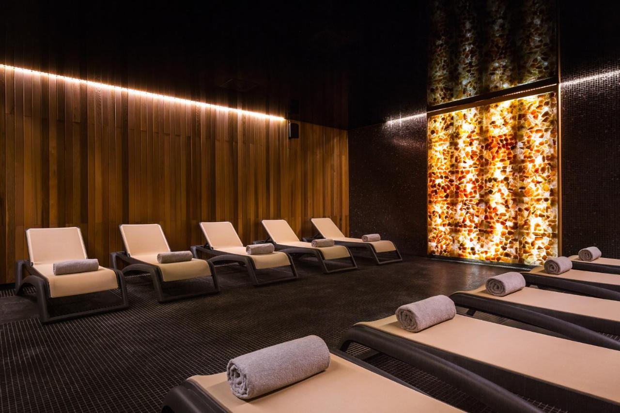 Green Mountain 5* Hotel คาร์ปัตซ์ ภายนอก รูปภาพ The spa at The Ivy Spa